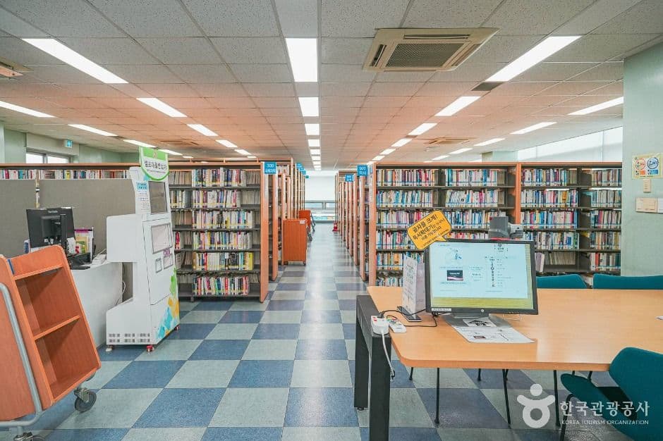 중랑구립면목정보도서관 사진 3