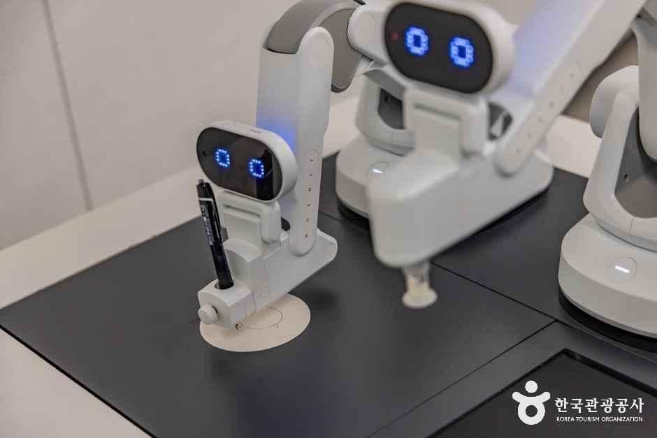 서울로봇인공지능과학관 사진 5